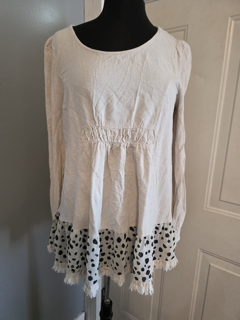 UMGEE Babydoll Linen Tunic Top Women’s Size M Animal Print Blouse Boho